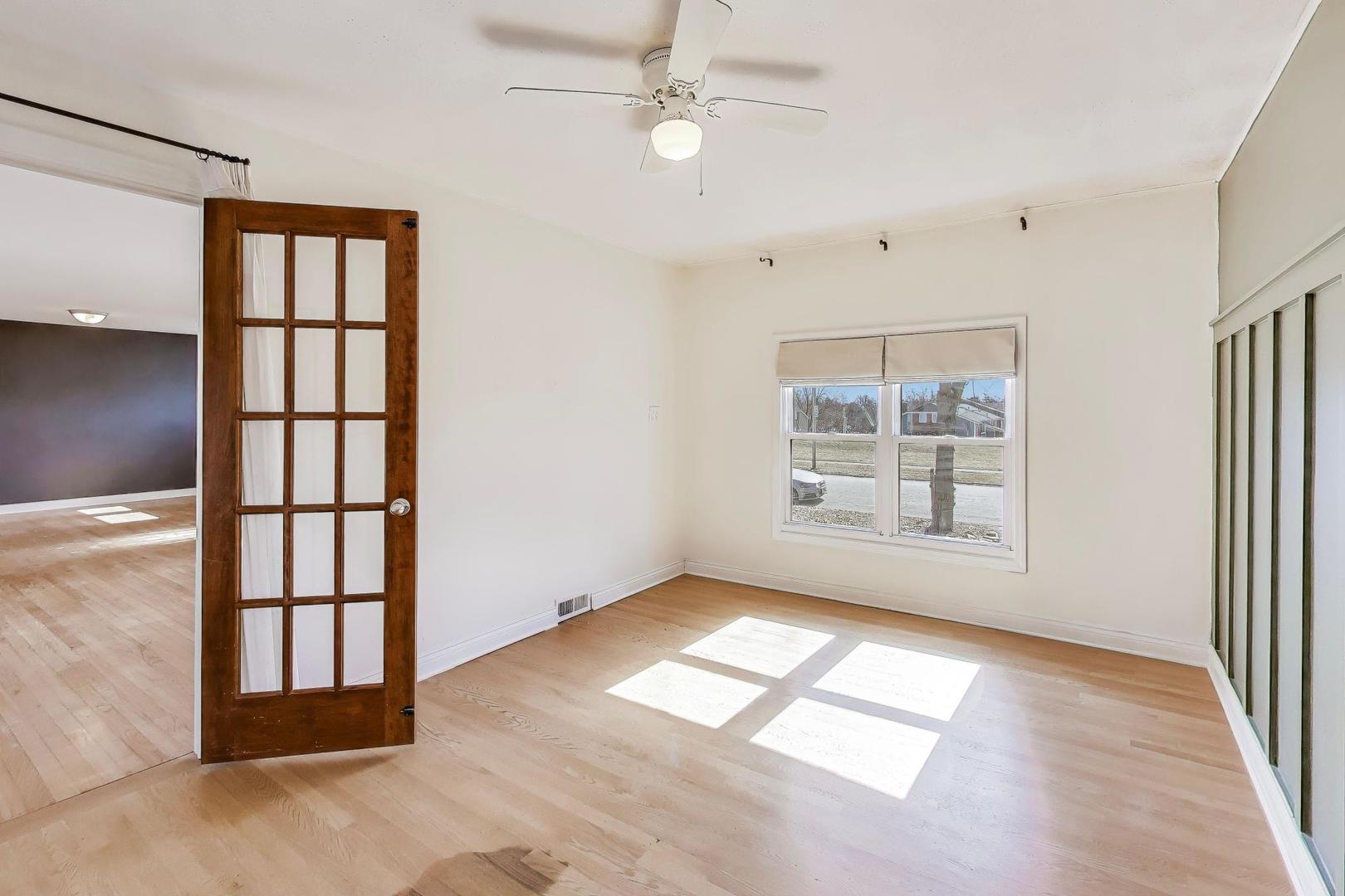 122 59th Street, Willowbrook, IL 60527