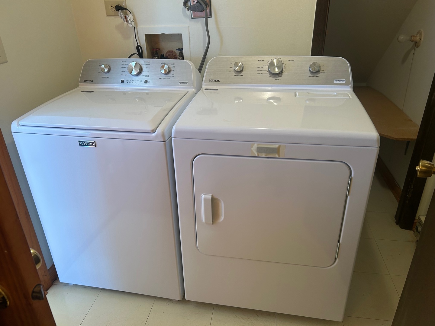 626 Terry Court #A, Roselle, IL 60172