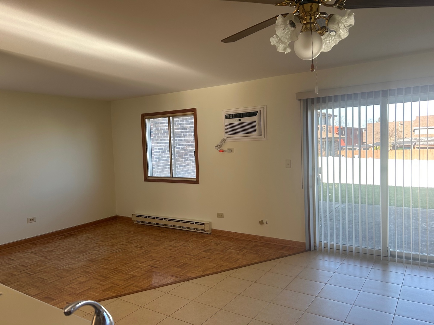 626 Terry Court #A, Roselle, IL 60172