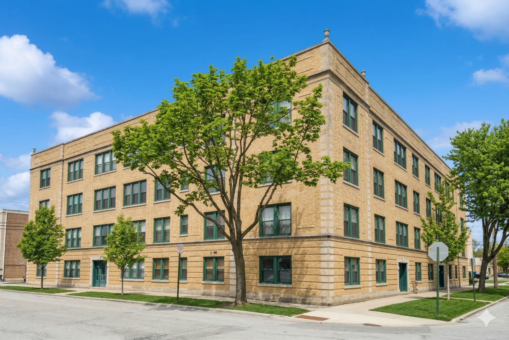 4900 Davis Street #3E, Skokie, IL 60077
