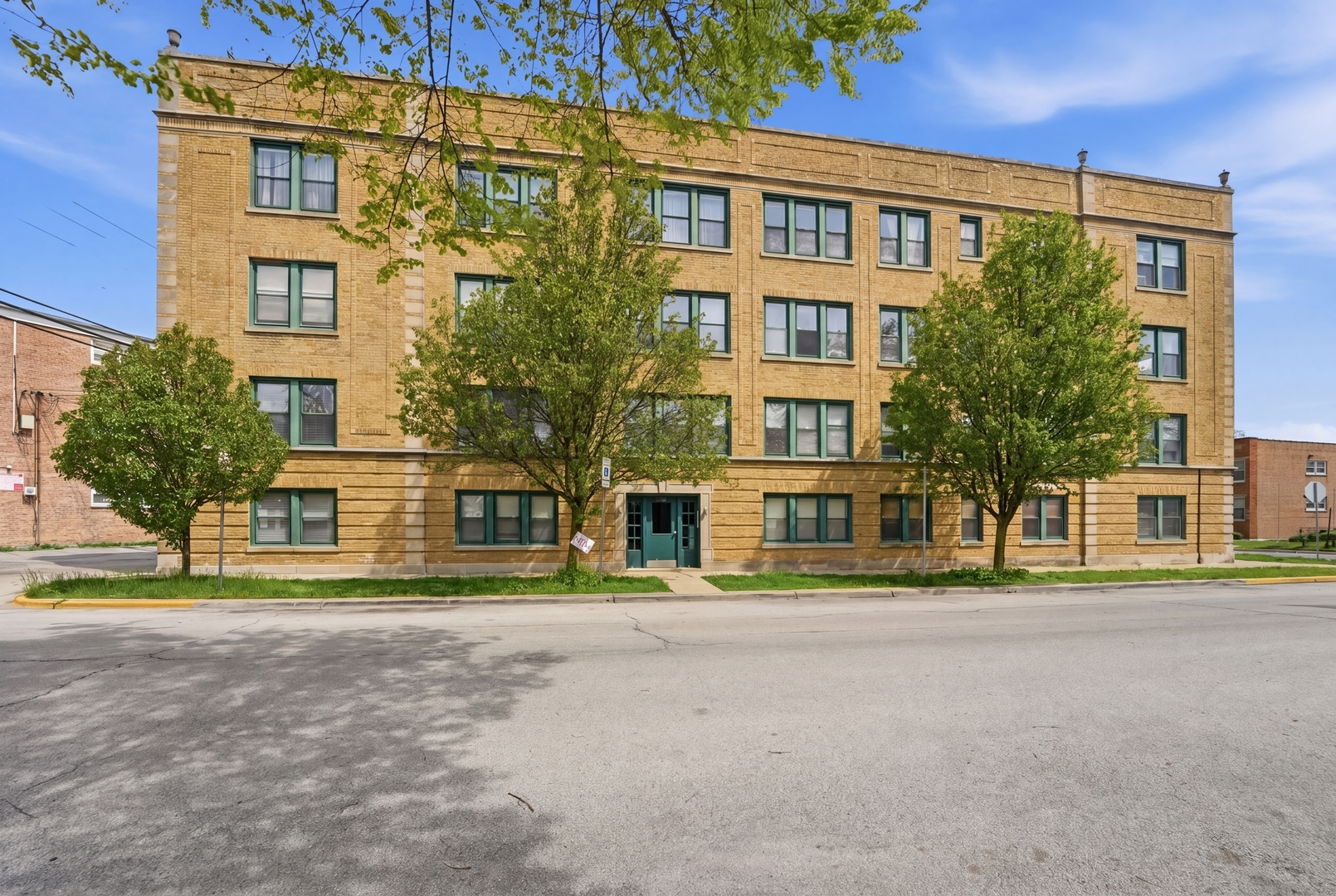 4900 Davis Street #3E, Skokie, IL 60077