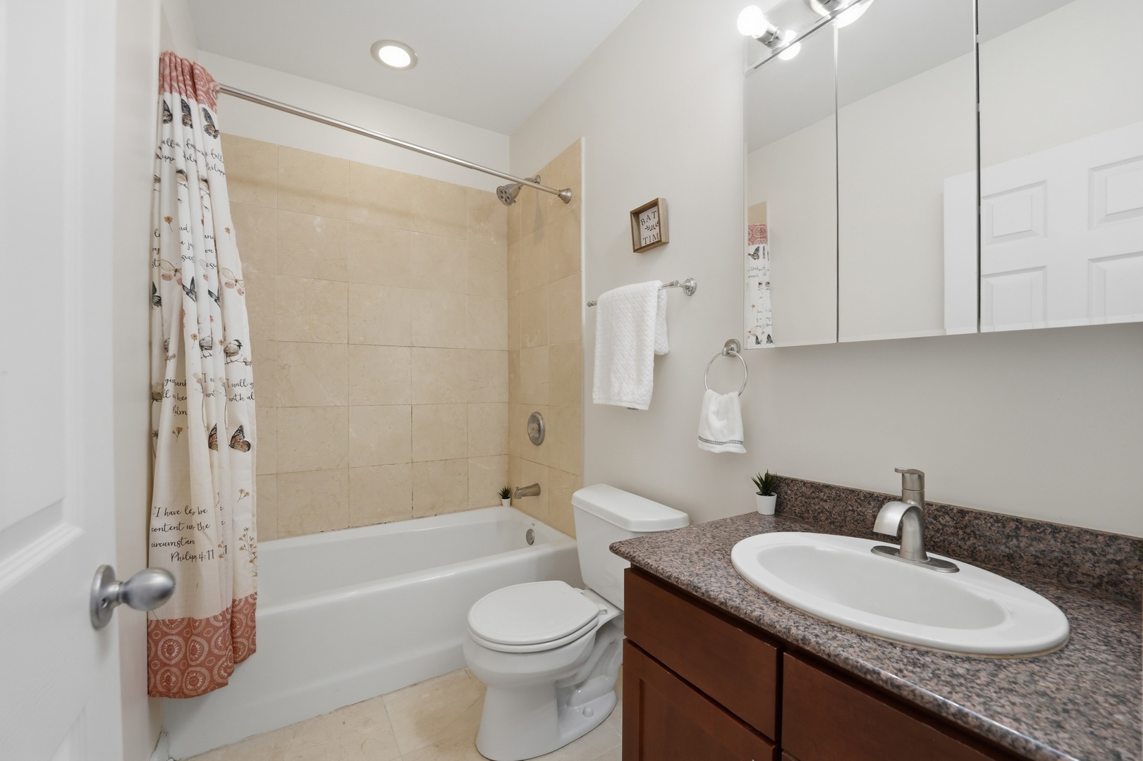 4900 Davis Street #3E, Skokie, IL 60077