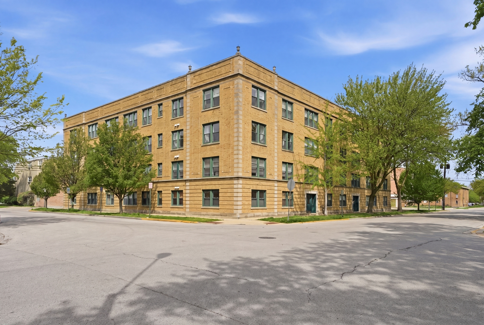 4900 Davis Street #3E, Skokie, IL 60077