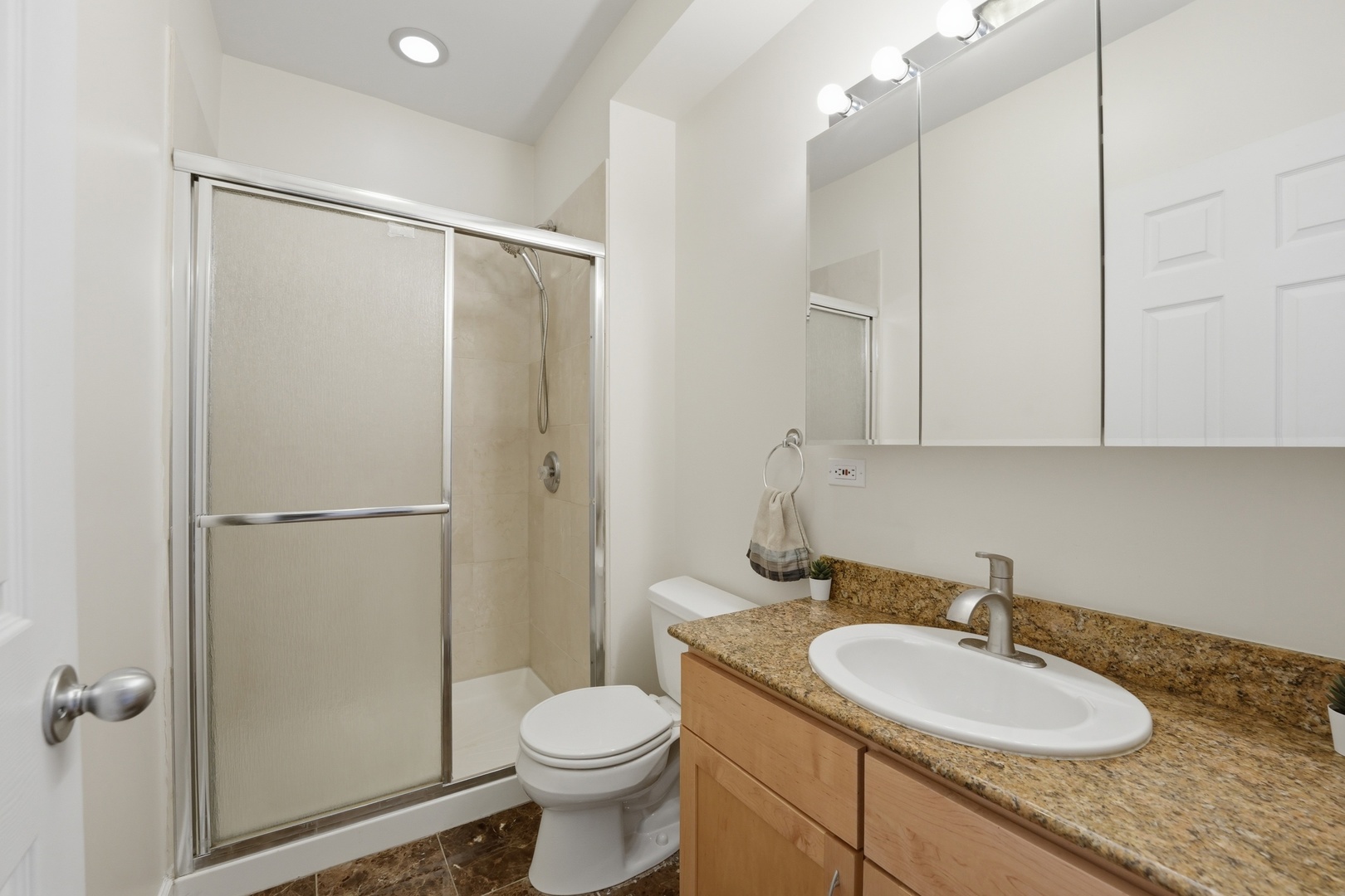 4900 Davis Street #3E, Skokie, IL 60077