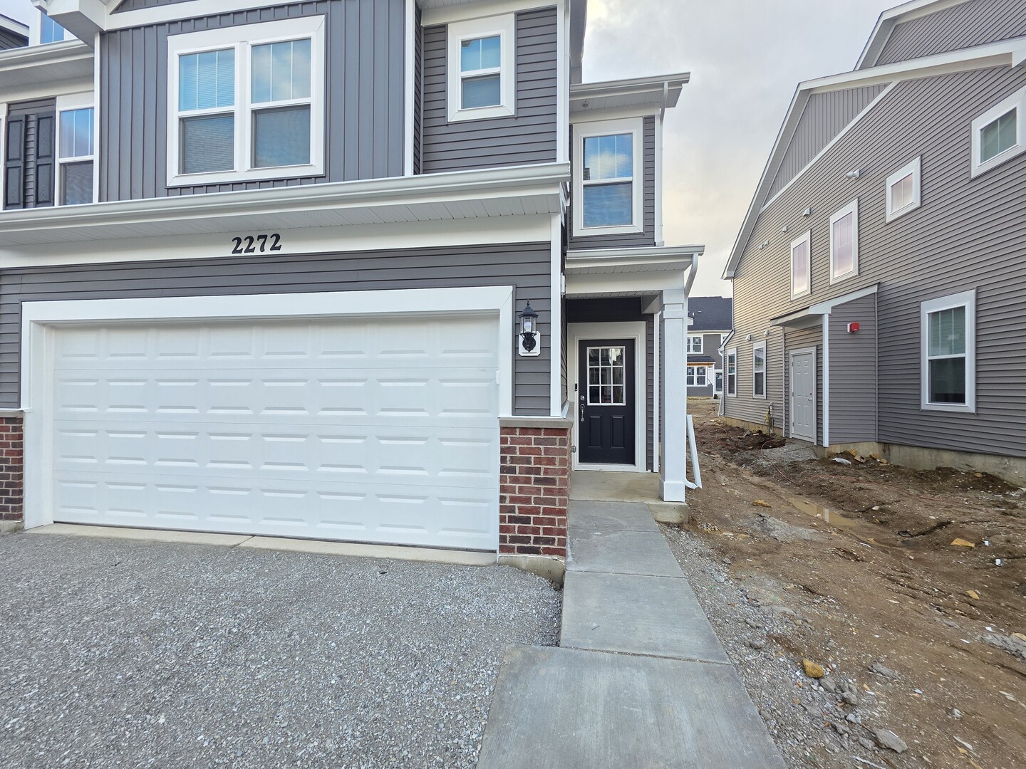 2272 Horseshoe Circle #09004, Naperville, IL 60564