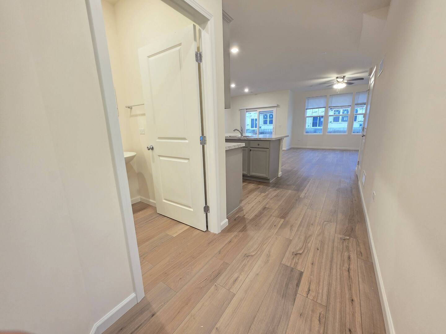 2272 Horseshoe Circle #09004, Naperville, IL 60564