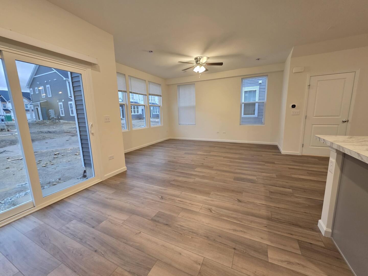 2272 Horseshoe Circle #09004, Naperville, IL 60564