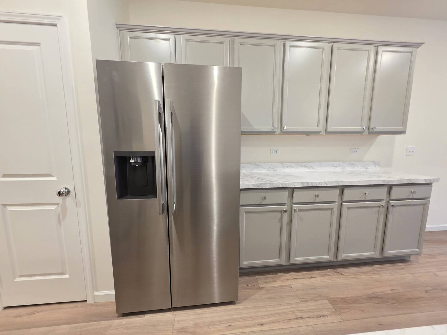 2272 Horseshoe Circle #09004, Naperville, IL 60564