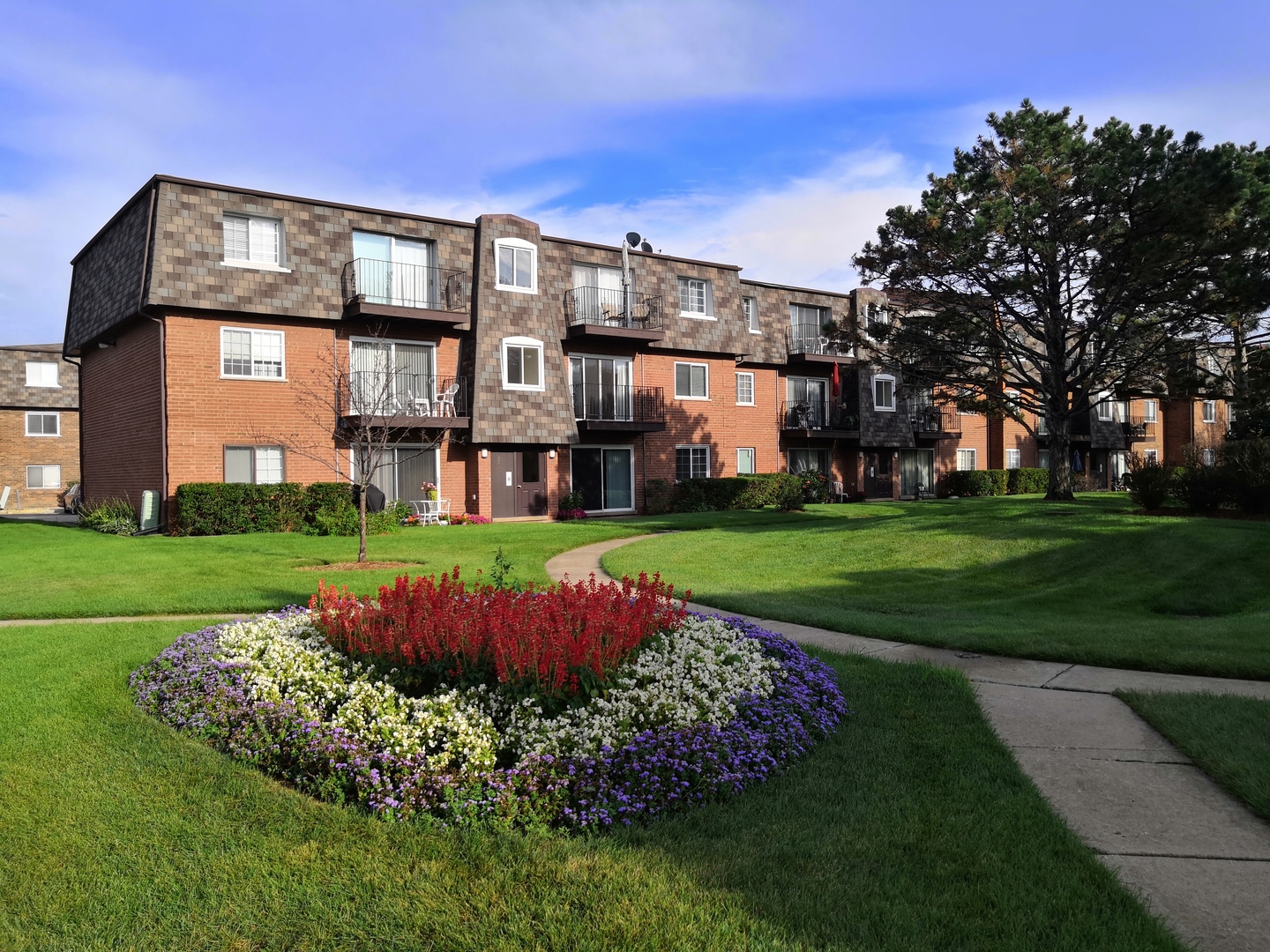 9368 BAY COLONY Drive #2S, Des Plaines, IL 60016