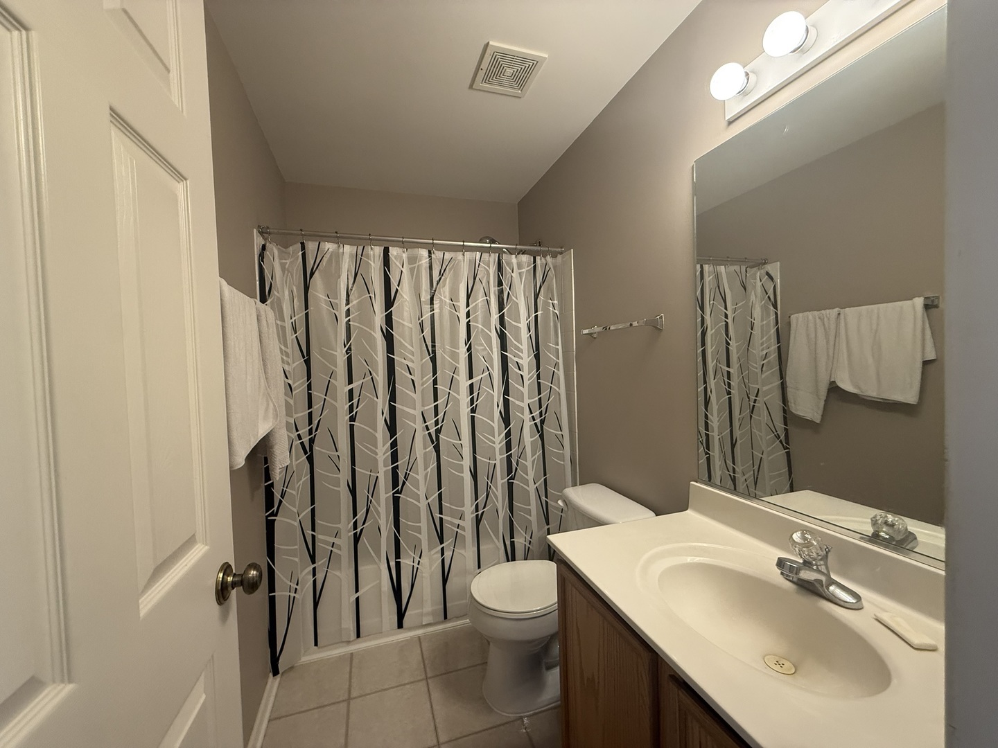 2914 Rutland Circle, Naperville, IL 60564