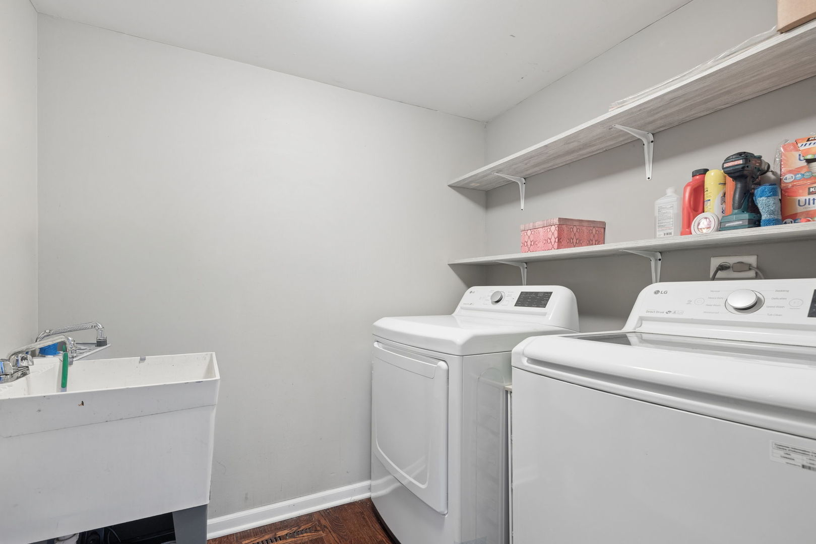 2401 Red Oak Court, Plainfield, IL 60586