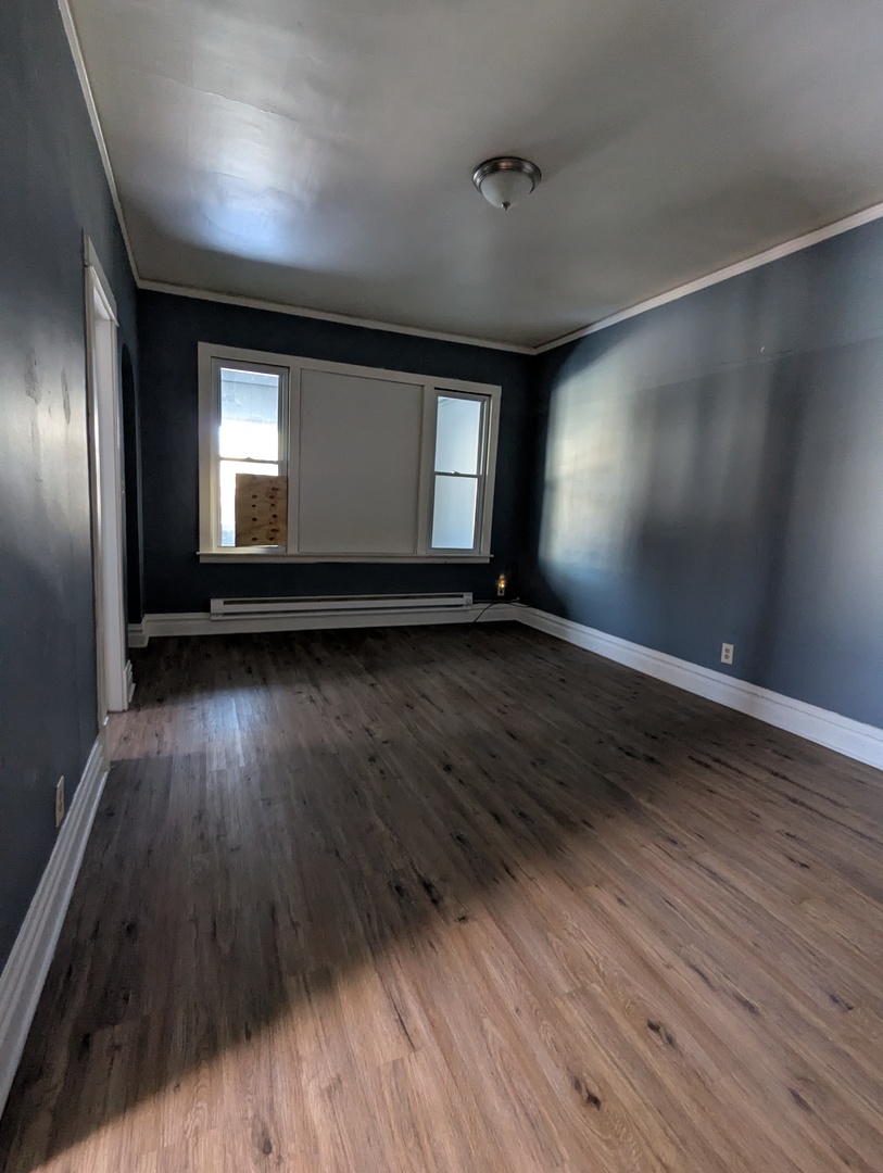 8444 S Escanaba Avenue, Chicago, IL 60617