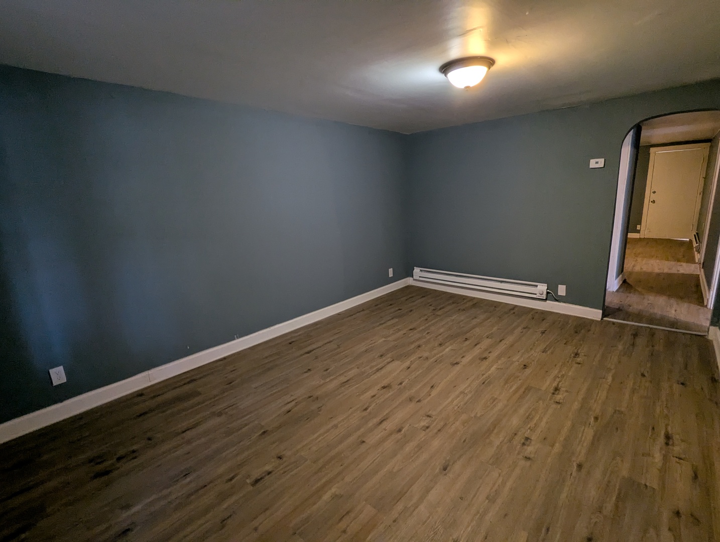 8444 S Escanaba Avenue, Chicago, IL 60617