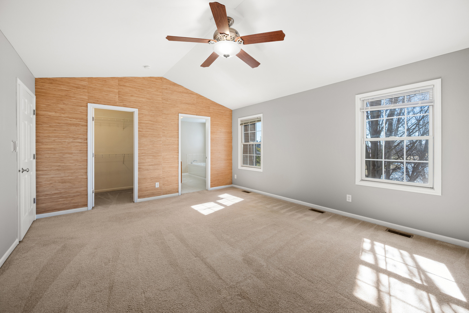 1282 Omega Circle Drive, DeKalb, IL 60115