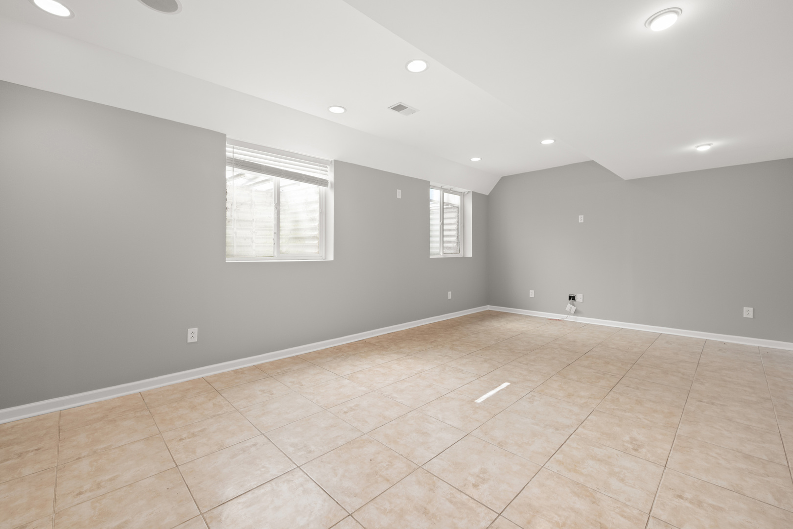 1282 Omega Circle Drive, DeKalb, IL 60115