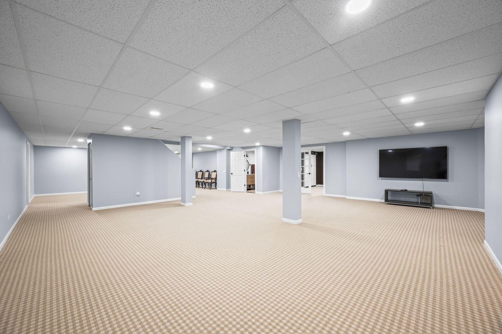 2711 Deering Bay Drive, Naperville, IL 60564