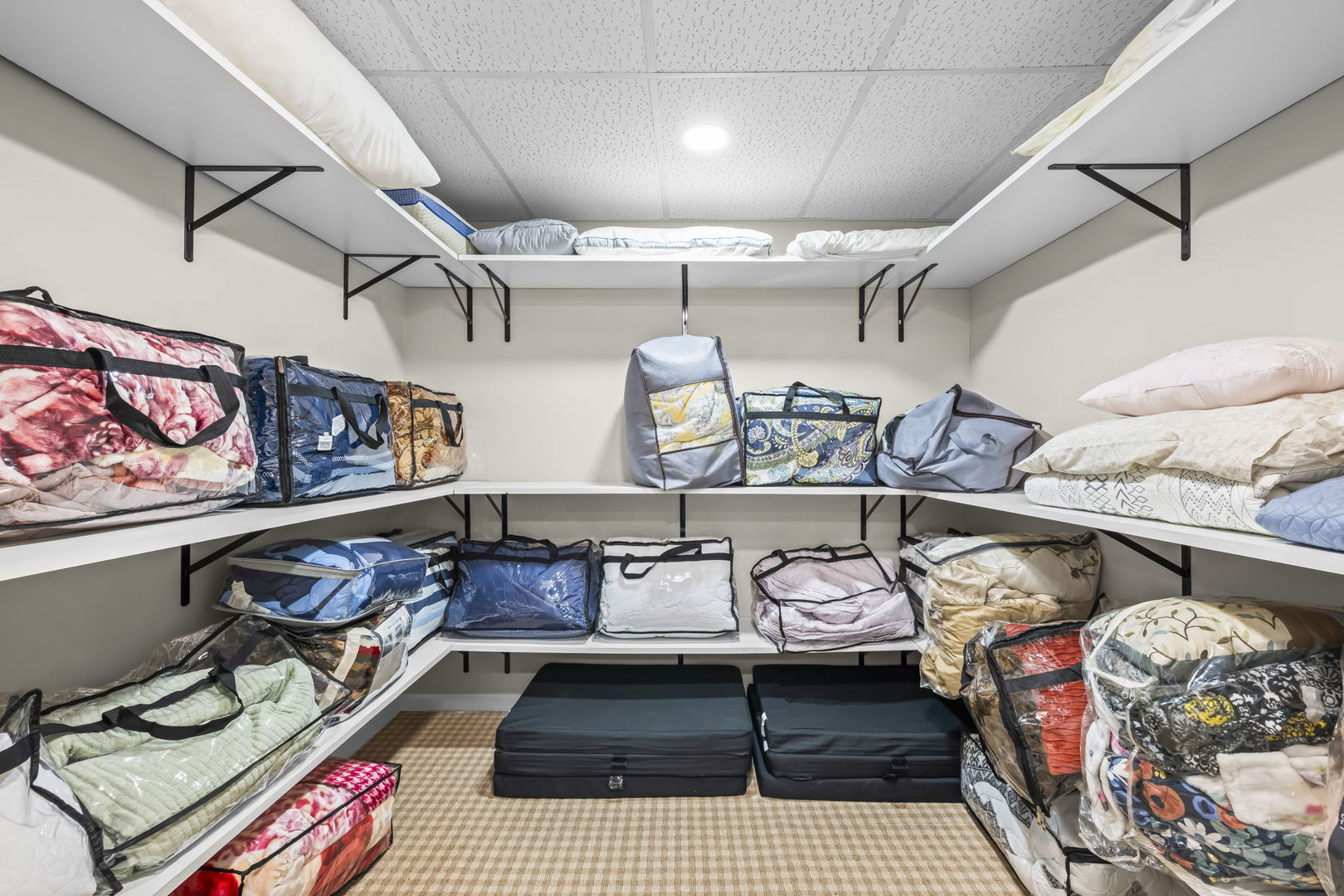 2711 Deering Bay Drive, Naperville, IL 60564