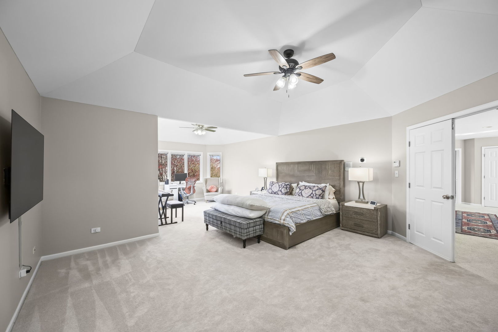 2711 Deering Bay Drive, Naperville, IL 60564