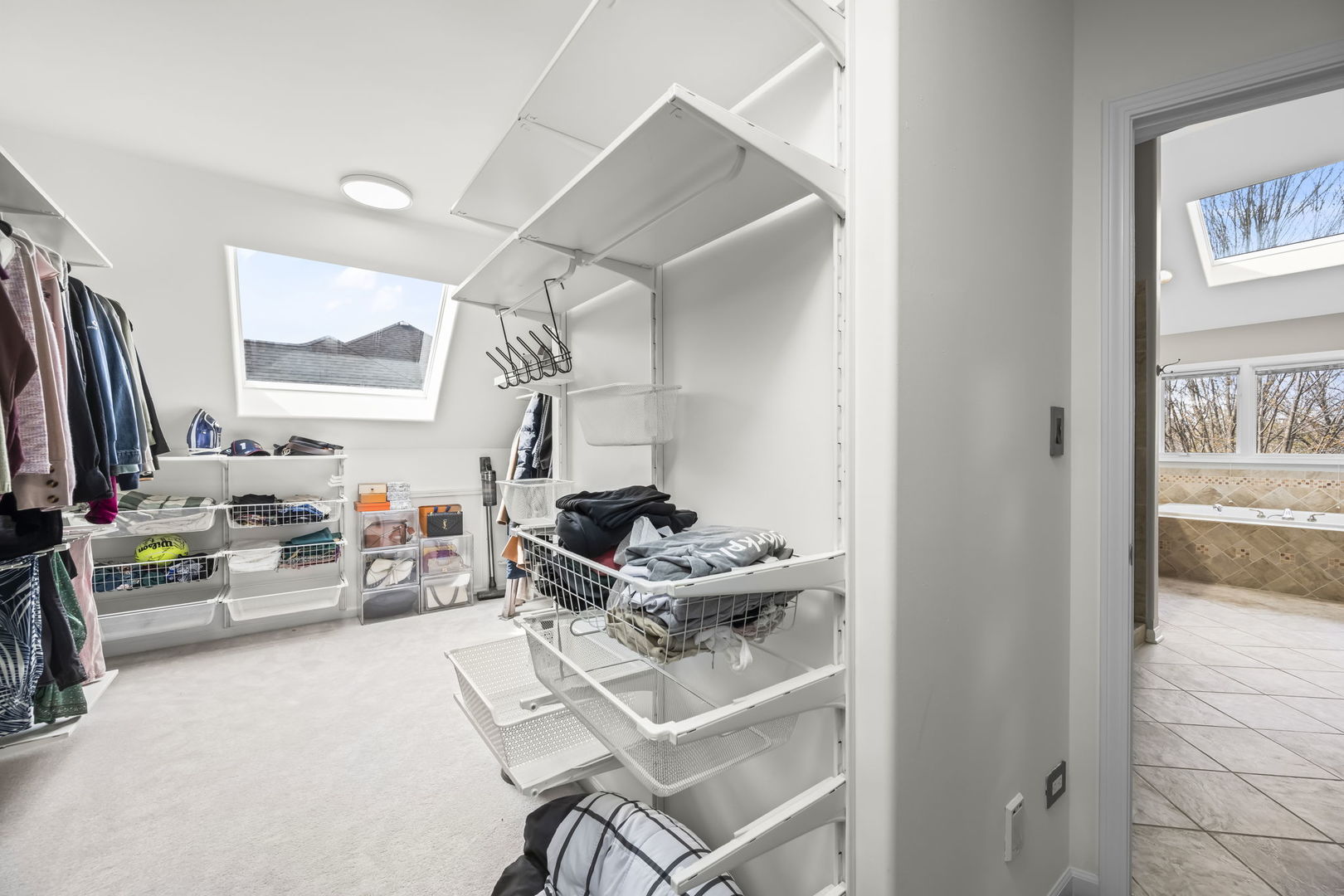 2711 Deering Bay Drive, Naperville, IL 60564