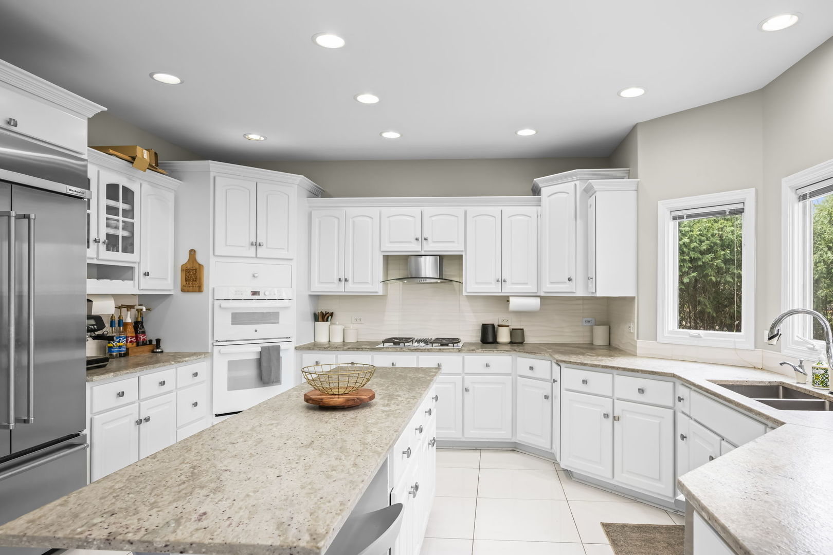 2711 Deering Bay Drive, Naperville, IL 60564