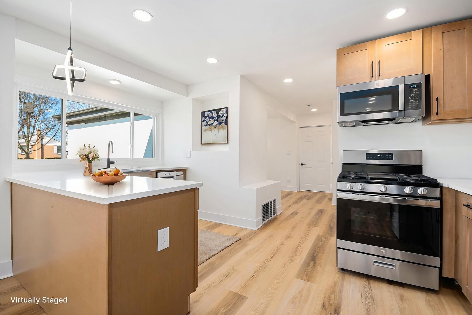 1943 Mayfair Avenue, Westchester, IL 60154