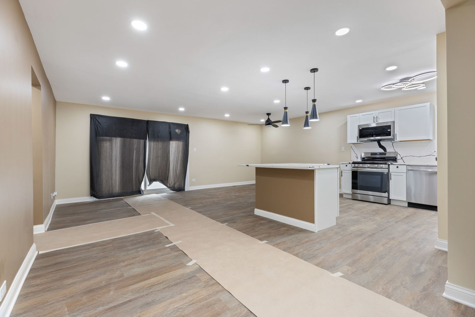 377 Wilshire Street, Park Forest, IL 60466