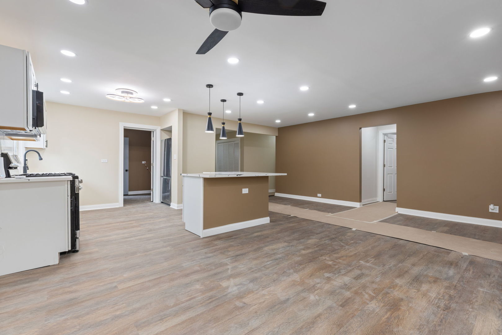 377 Wilshire Street, Park Forest, IL 60466