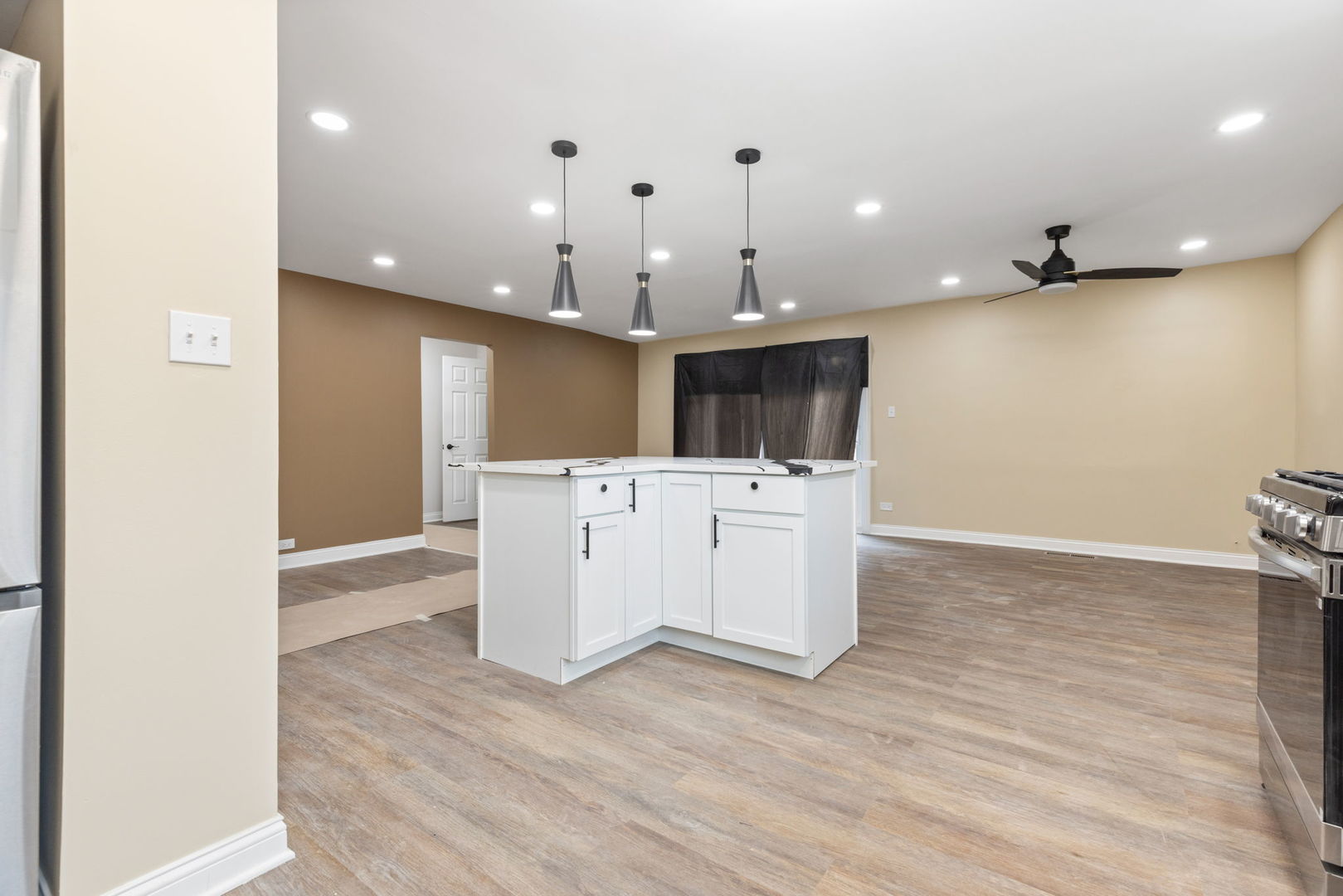 377 Wilshire Street, Park Forest, IL 60466