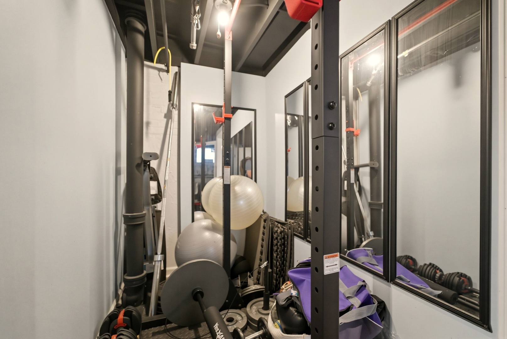 13210 S Carondolet Avenue, Chicago, IL 60633