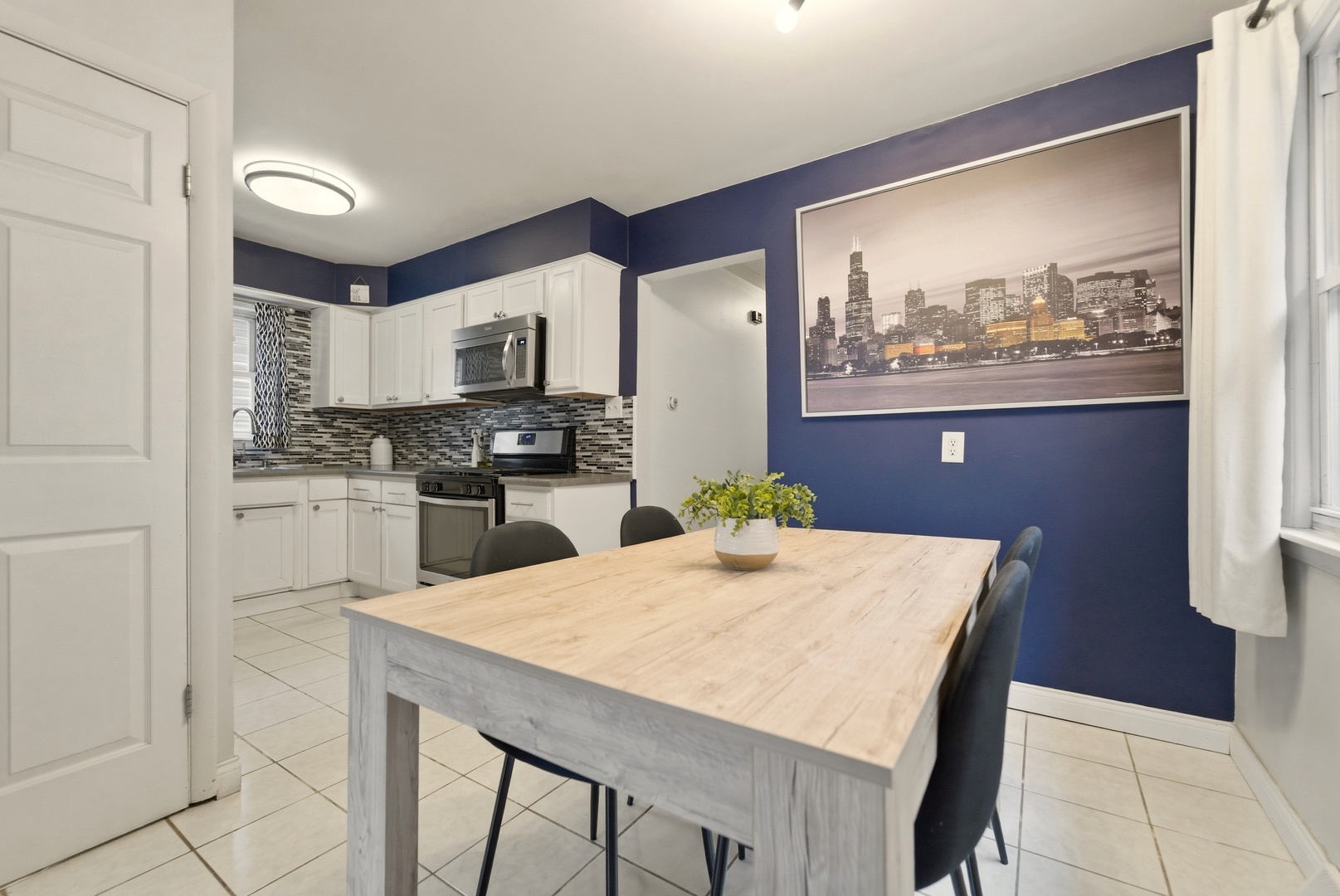 13210 S Carondolet Avenue, Chicago, IL 60633