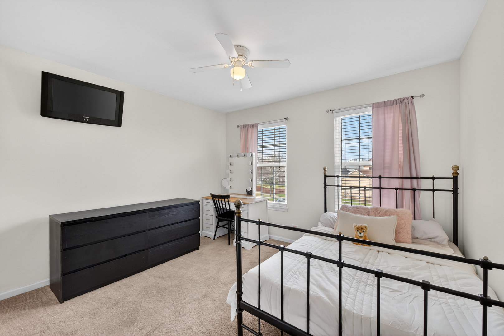 1859 Sedgegrass Trail, Aurora, IL 60504