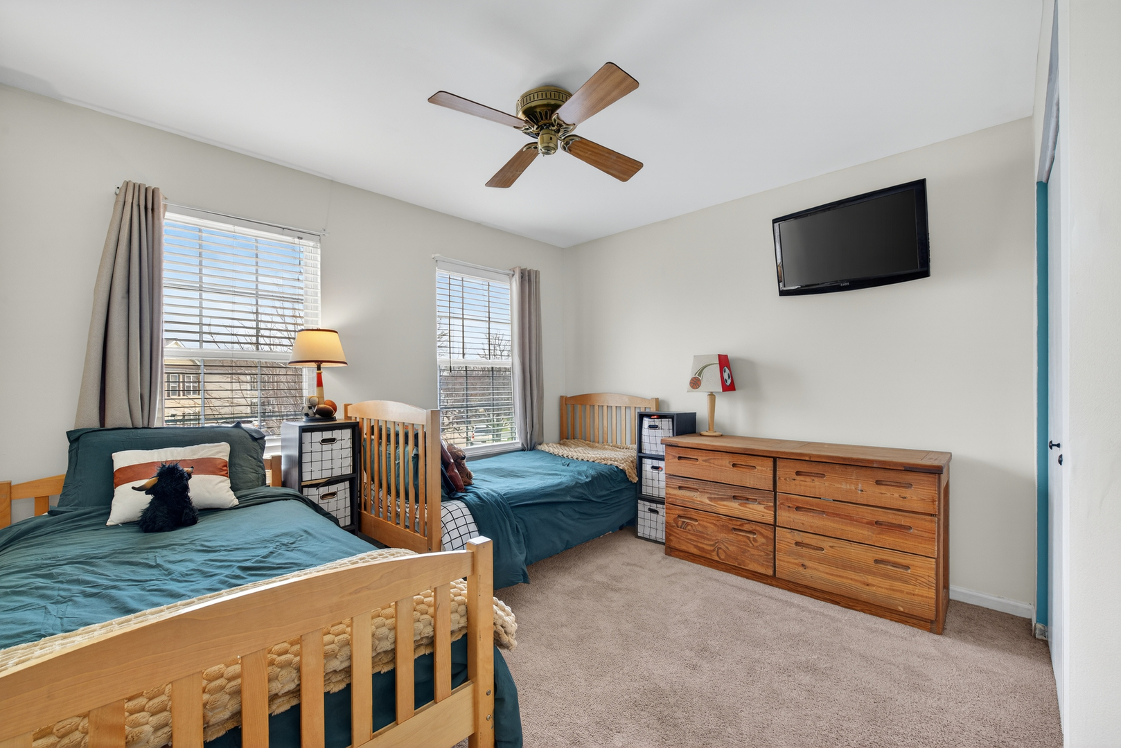 1859 Sedgegrass Trail, Aurora, IL 60504