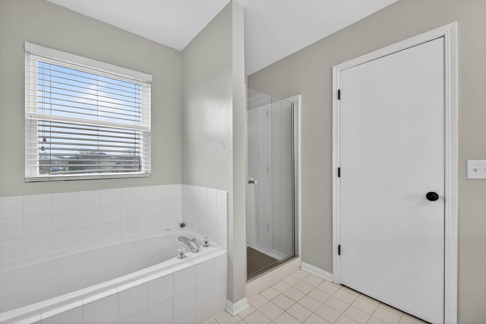 1859 Sedgegrass Trail, Aurora, IL 60504