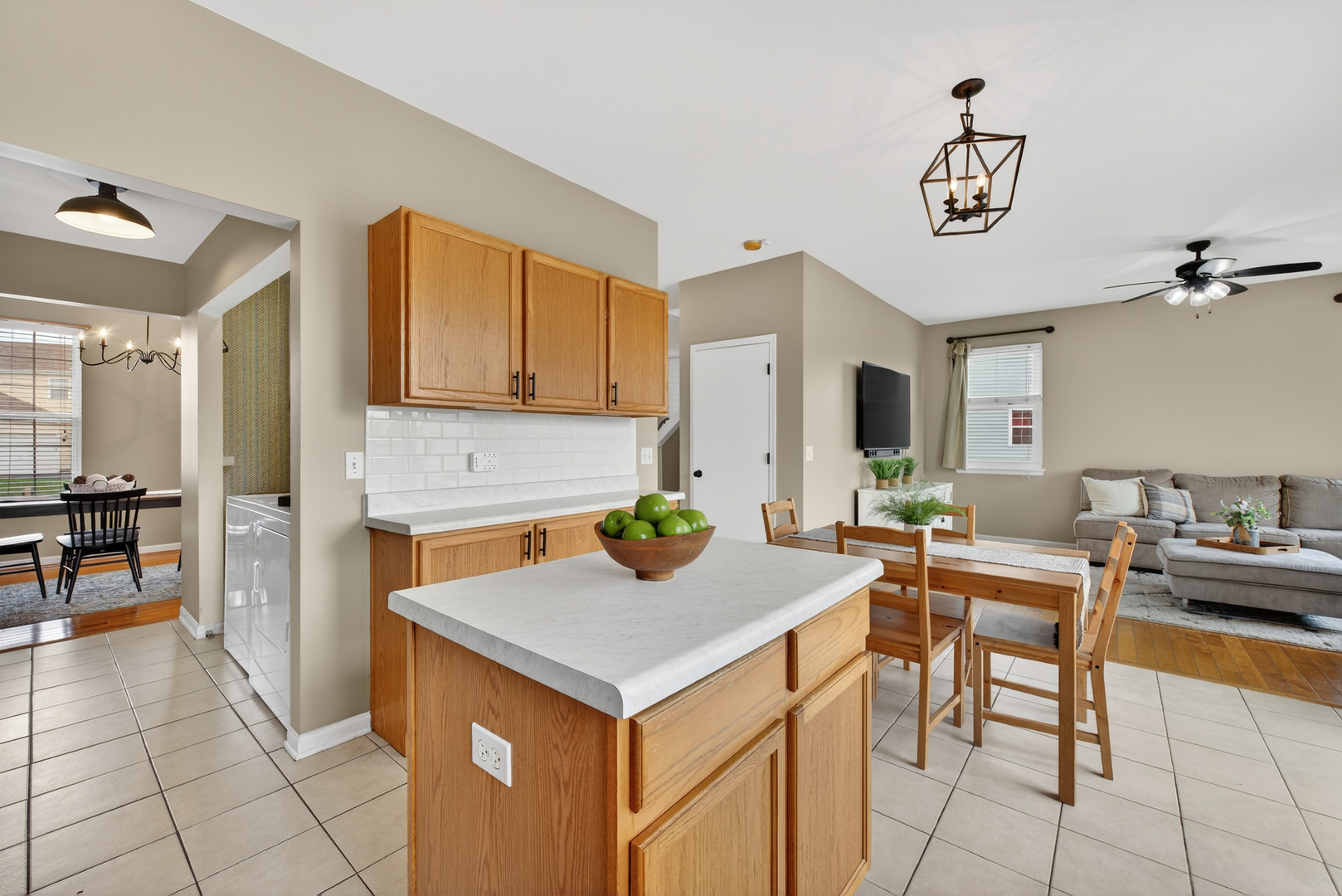 1859 Sedgegrass Trail, Aurora, IL 60504