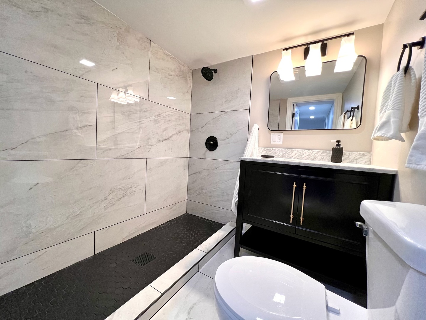 754 E 158th Street, South Holland, IL 60473