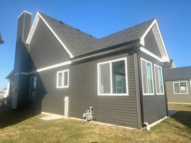 2048 Waters Edge Drive, Minooka, IL 60447