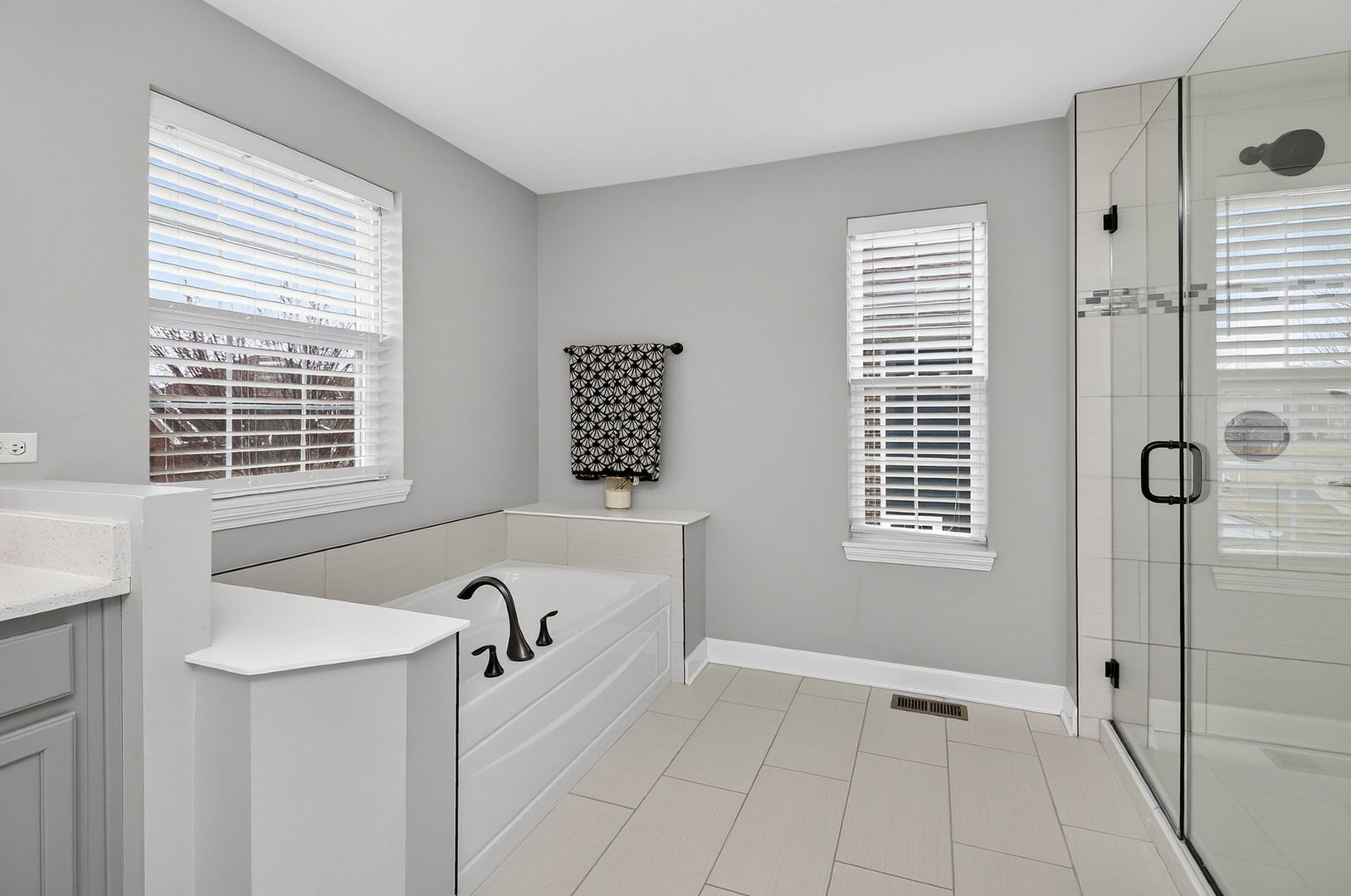 13751 Buchanan Drive, Lemont, IL 60439