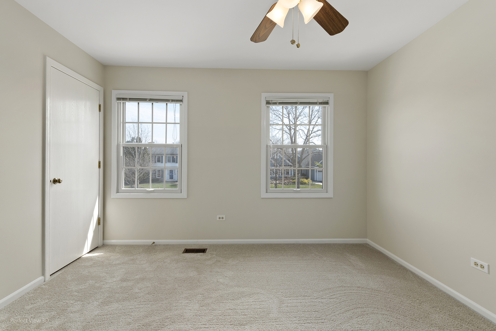 92 Foxboro Lane, Gurnee, IL 60031