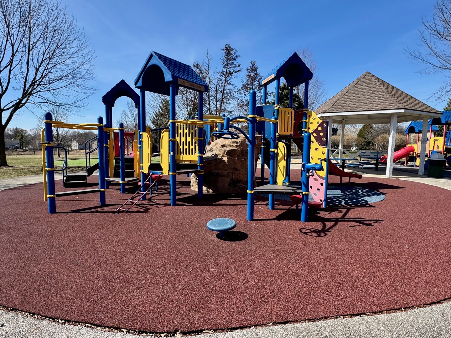 92 Foxboro Lane, Gurnee, IL 60031