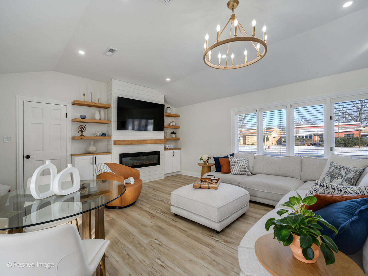 10630 S Keeler Avenue, Oak Lawn, IL 60453