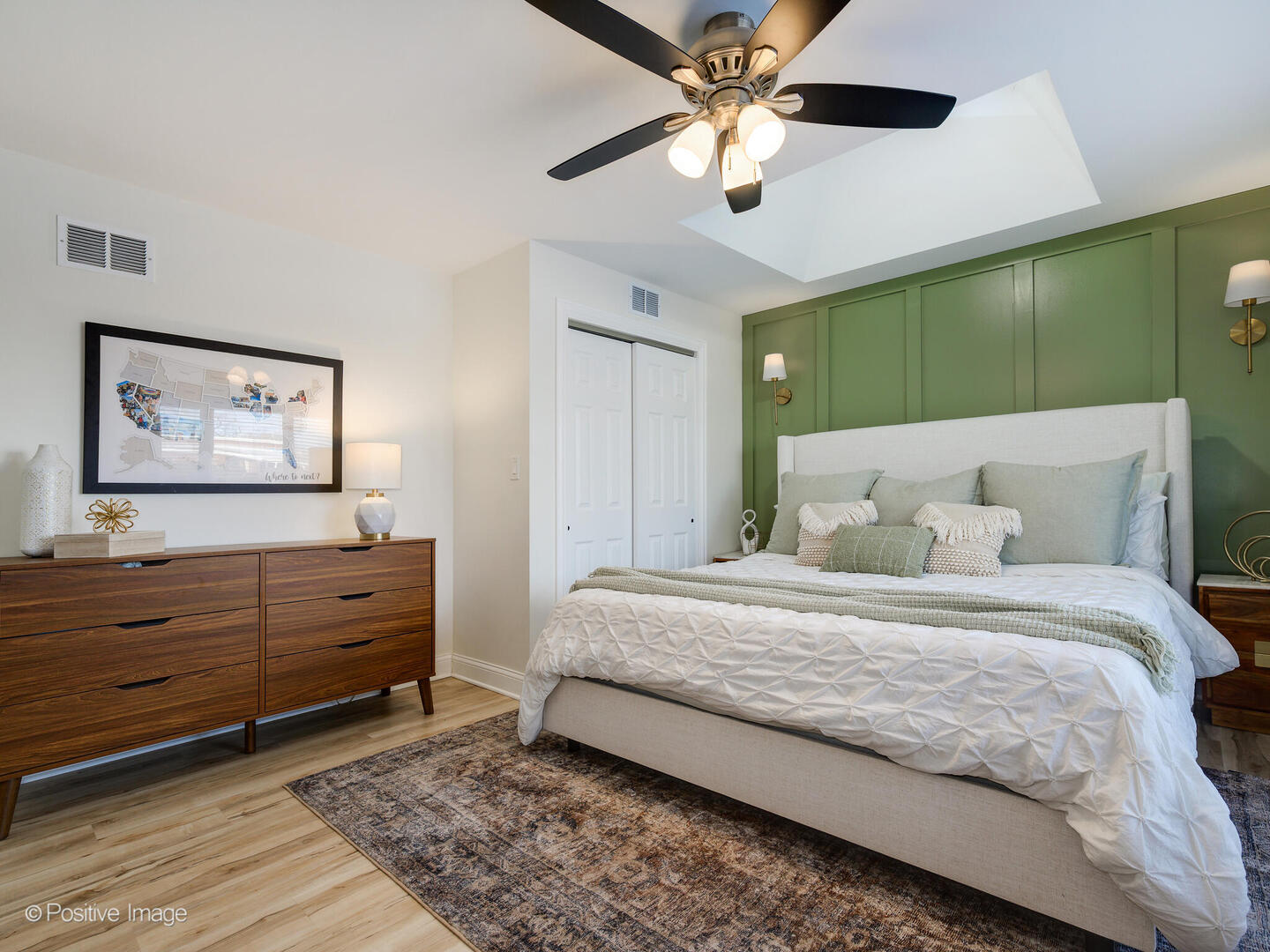 10630 S Keeler Avenue, Oak Lawn, IL 60453