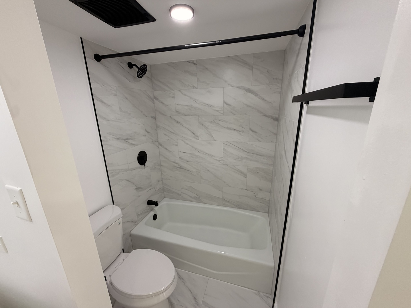 9605 Austin Avenue #1E, Oak Lawn, IL 60453