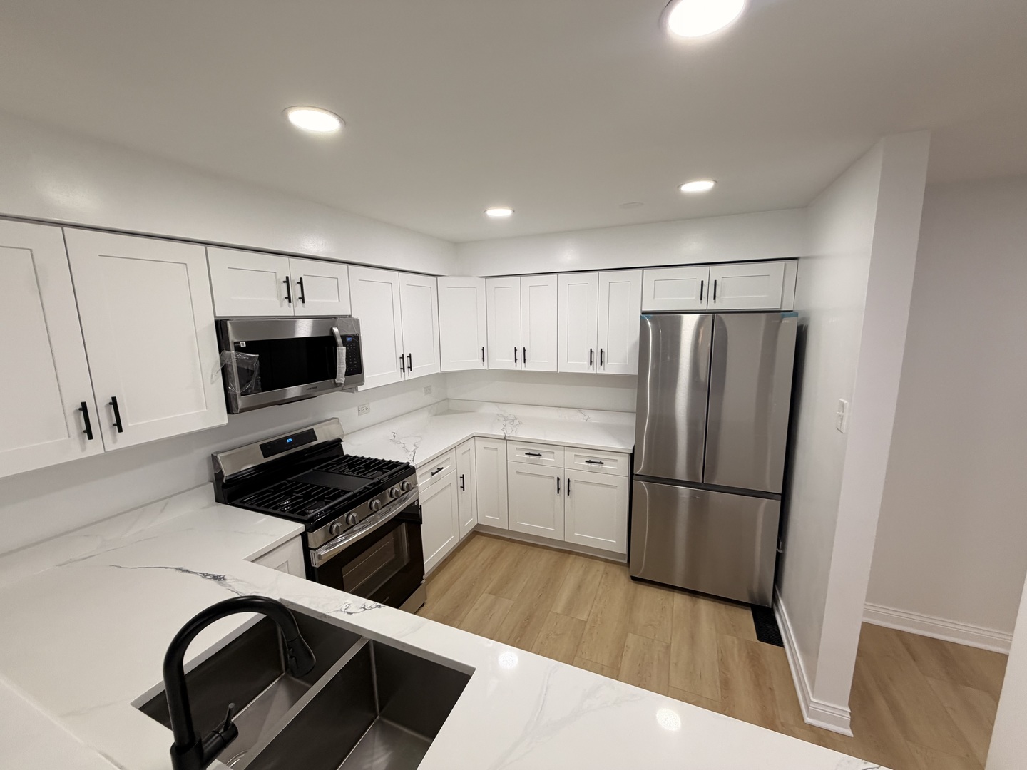 9605 Austin Avenue #1E, Oak Lawn, IL 60453