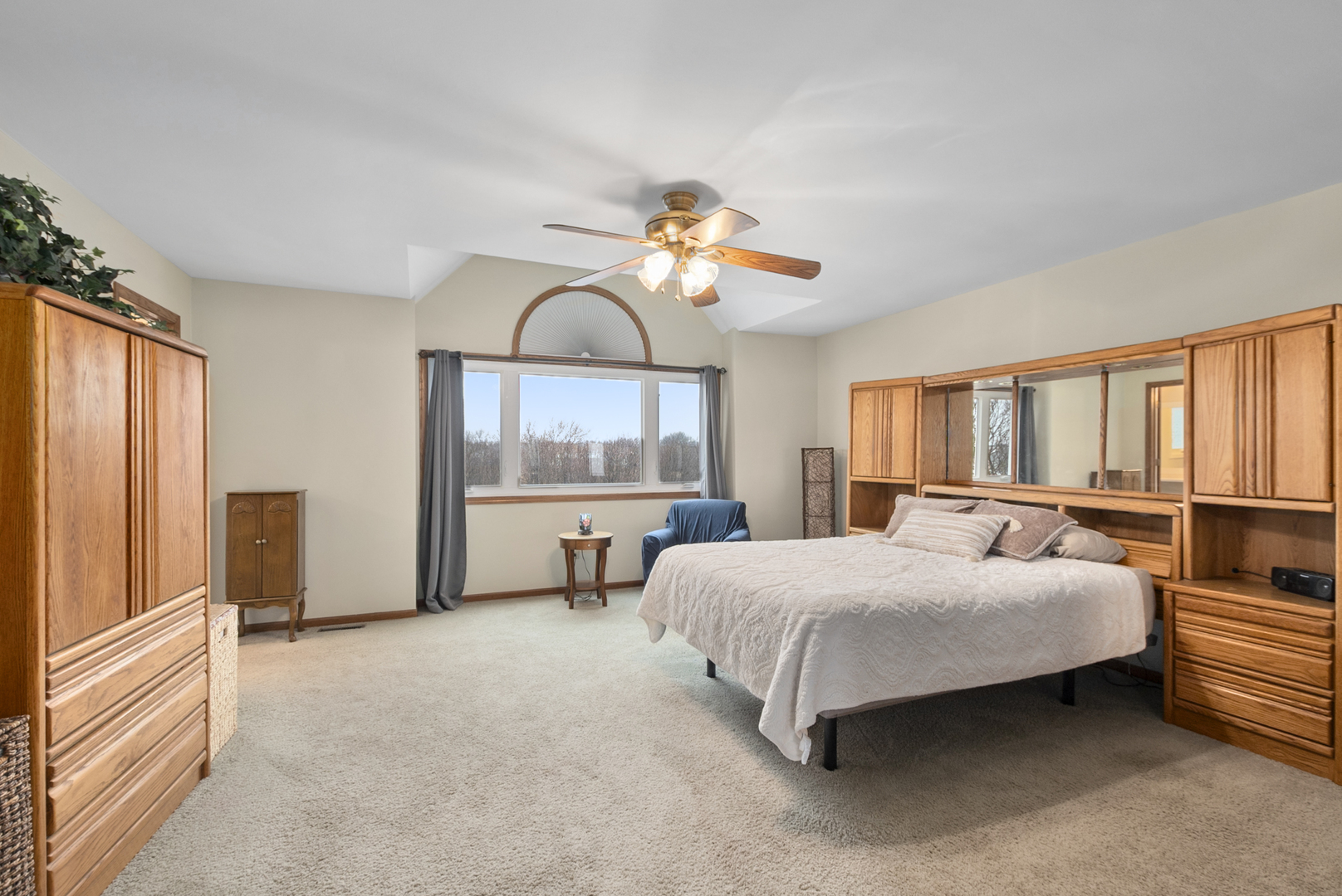 6935 Kingston Court, Tinley Park, IL 60477