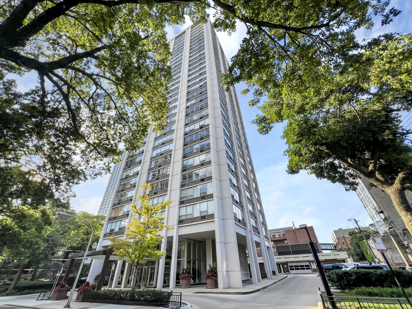 70 W Burton Place #301F, Chicago, IL 60610