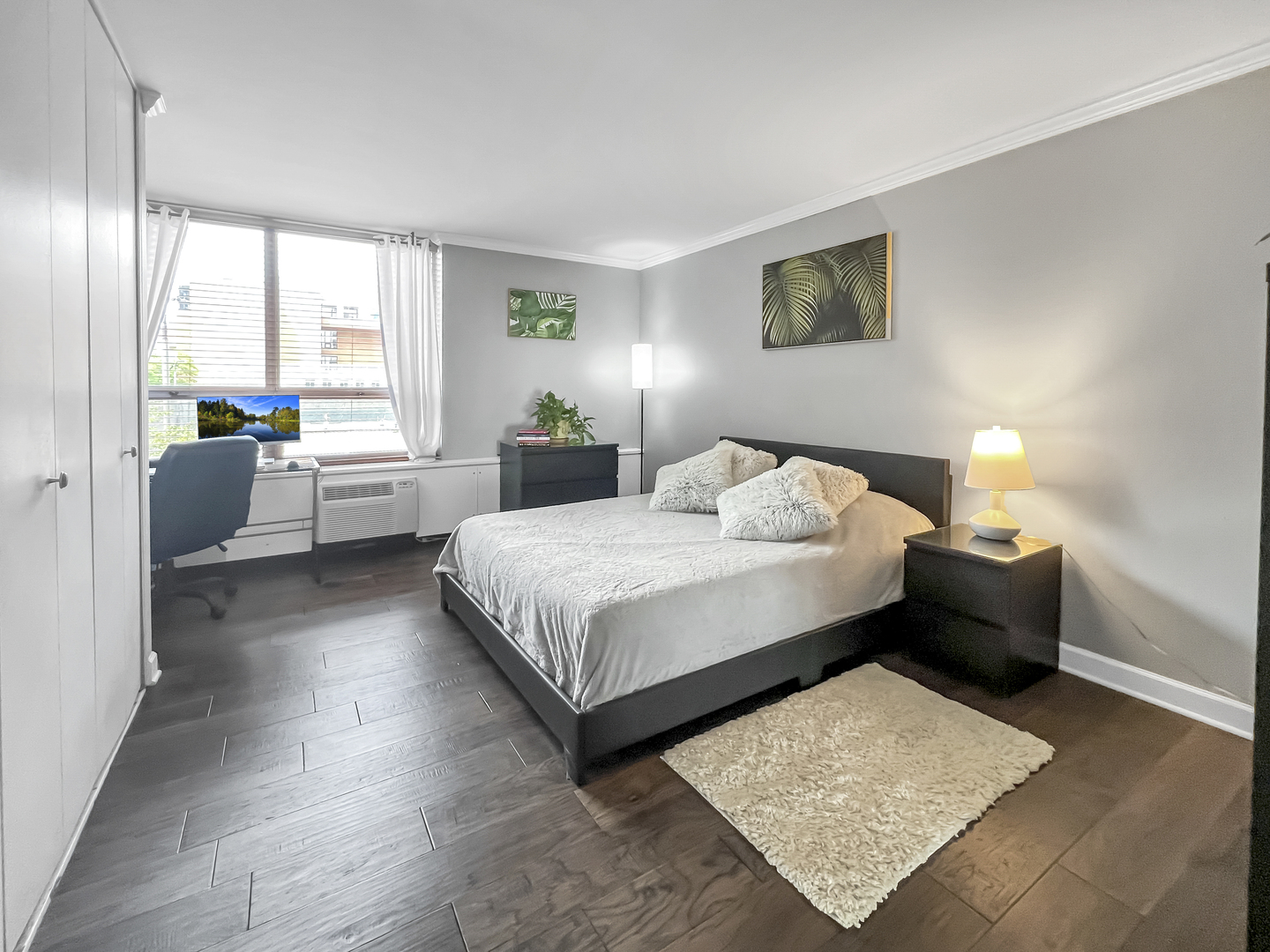 70 W Burton Place #301F, Chicago, IL 60610