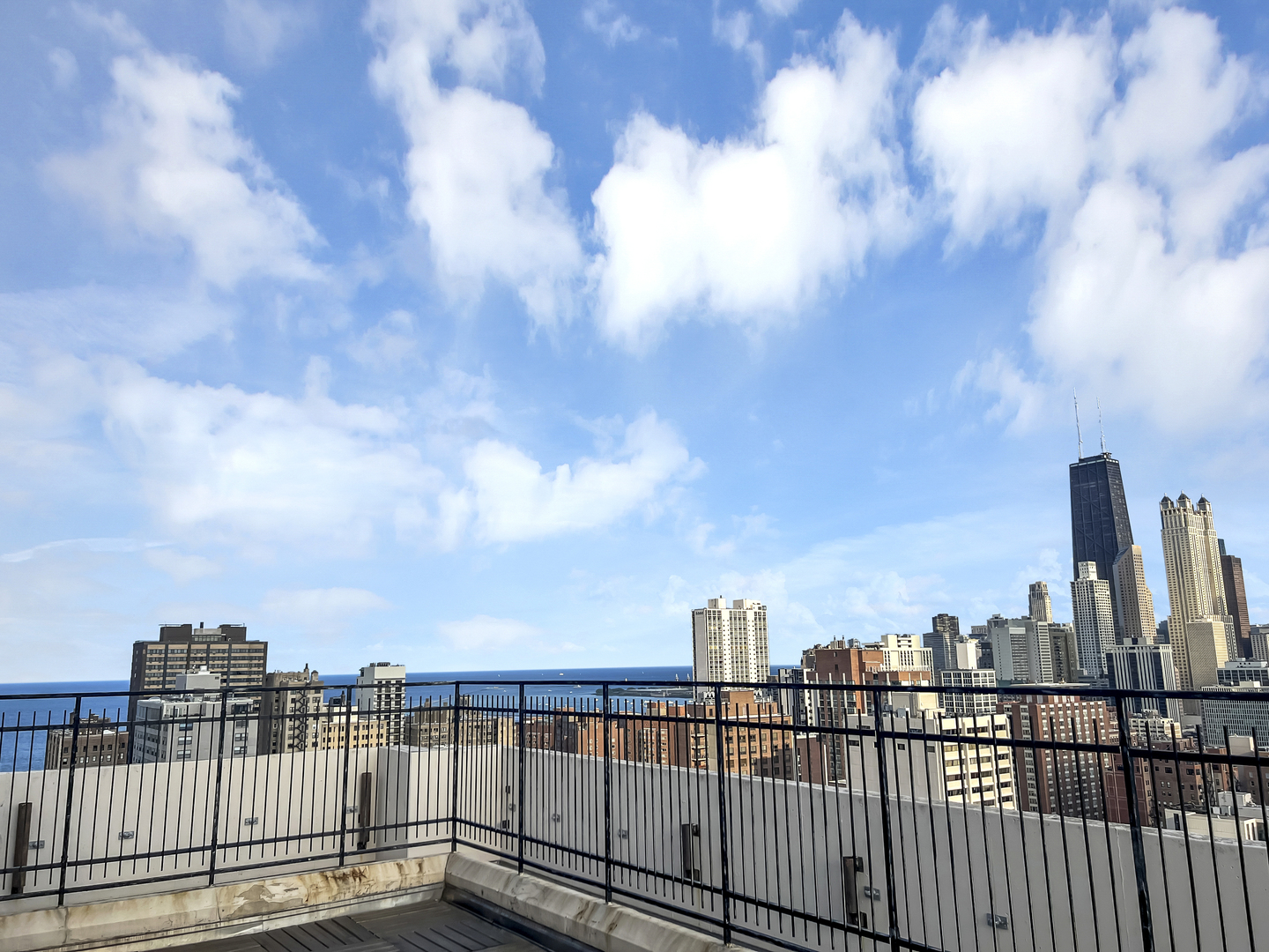 70 W Burton Place #301F, Chicago, IL 60610