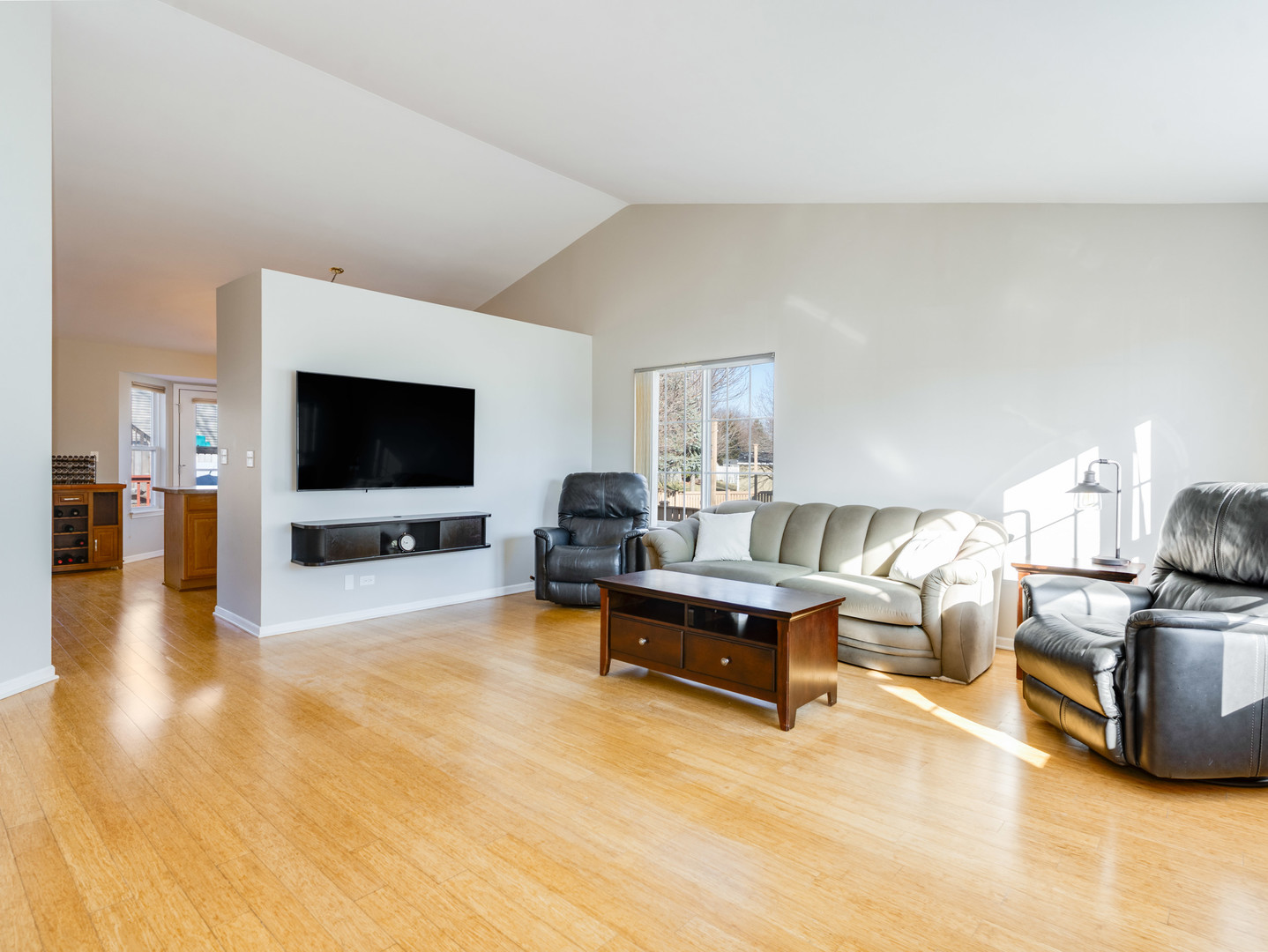 2013 Lyndhurst Lane, Aurora, IL 60503