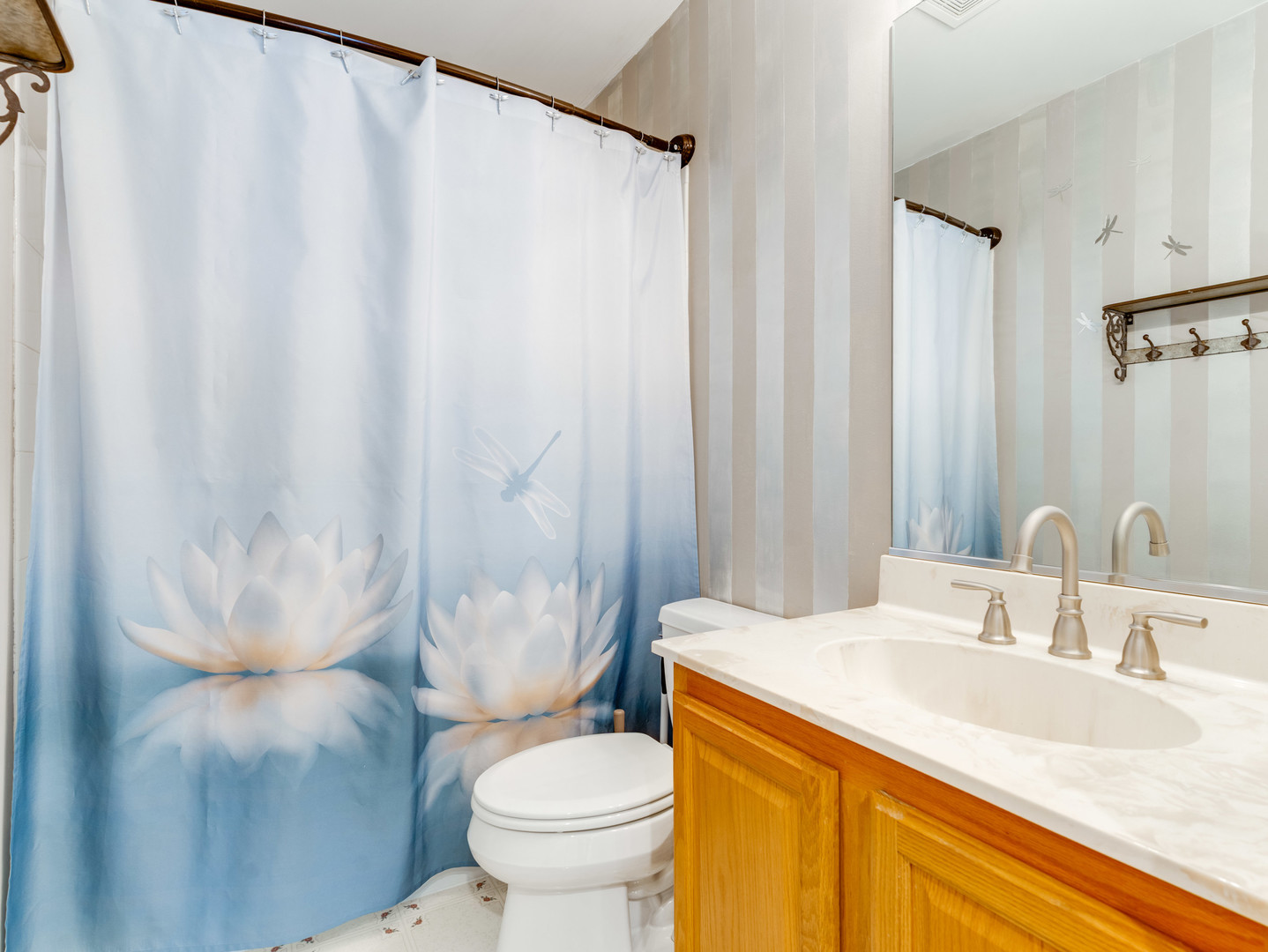 2013 Lyndhurst Lane, Aurora, IL 60503