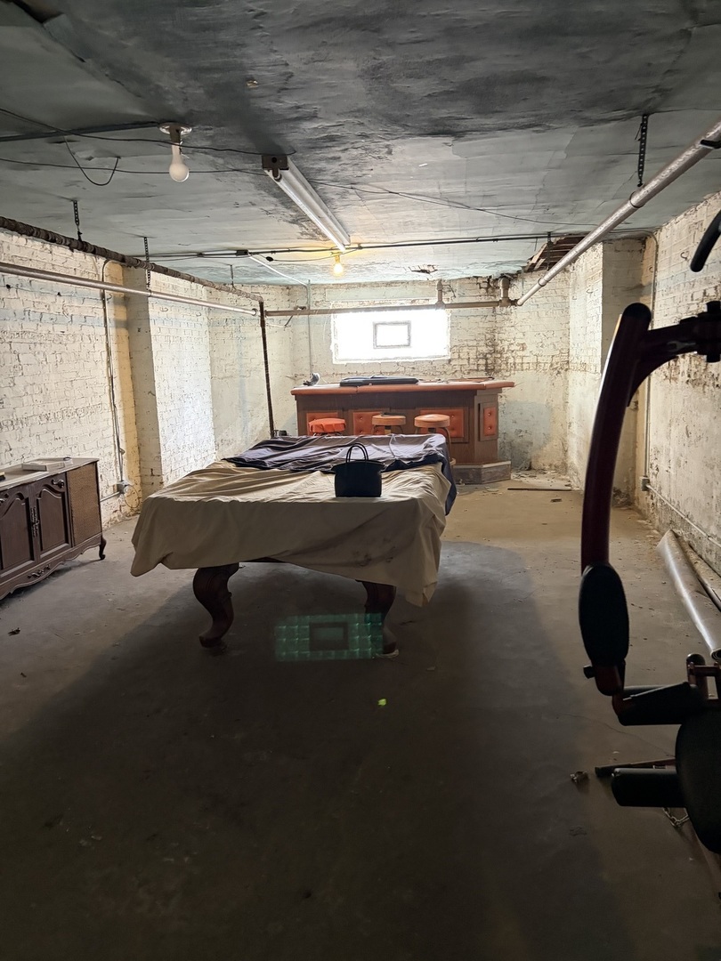 8212 S Vernon Avenue, Chicago, IL 60619